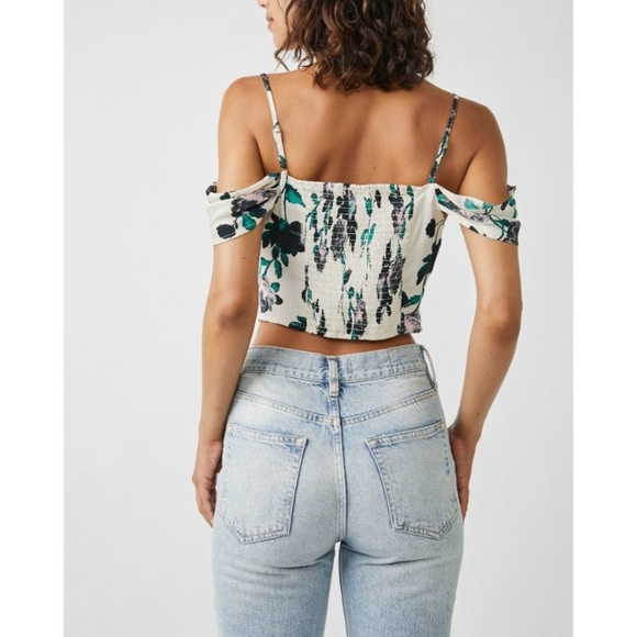 Free People Cassandra Floral-Print Off the Shoulder Top
Size Large - Picture 3 of 10